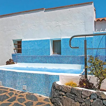 In El Tanque With Garden, Cleaning Included Apartment Las Cruces (Canary)
