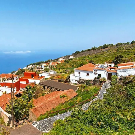 Apartment In El Tanque With Garden, Cleaning Included Las Cruces (Canary)